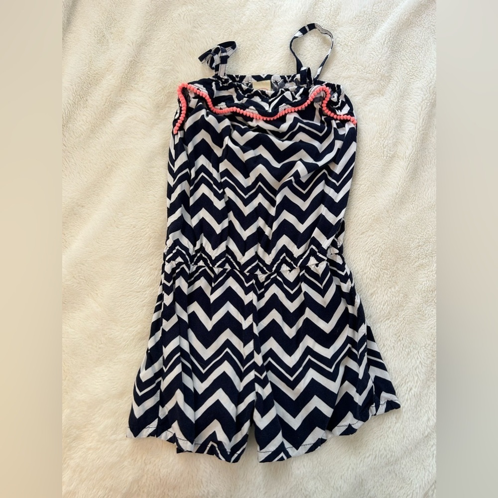Size 7/8 GIRLS Navy Chevron Romper A1